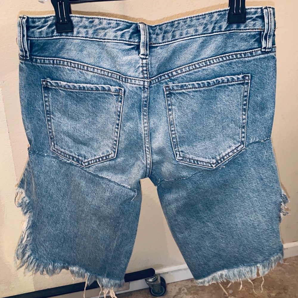 NWT Free People Unique Jean Shorts!! 💙